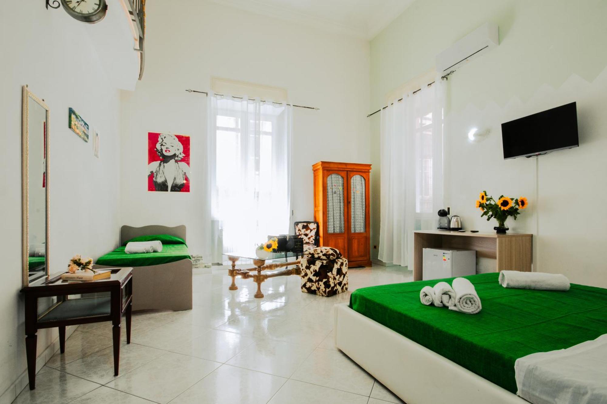 Napoli Centro, Dm Suites エクステリア 写真