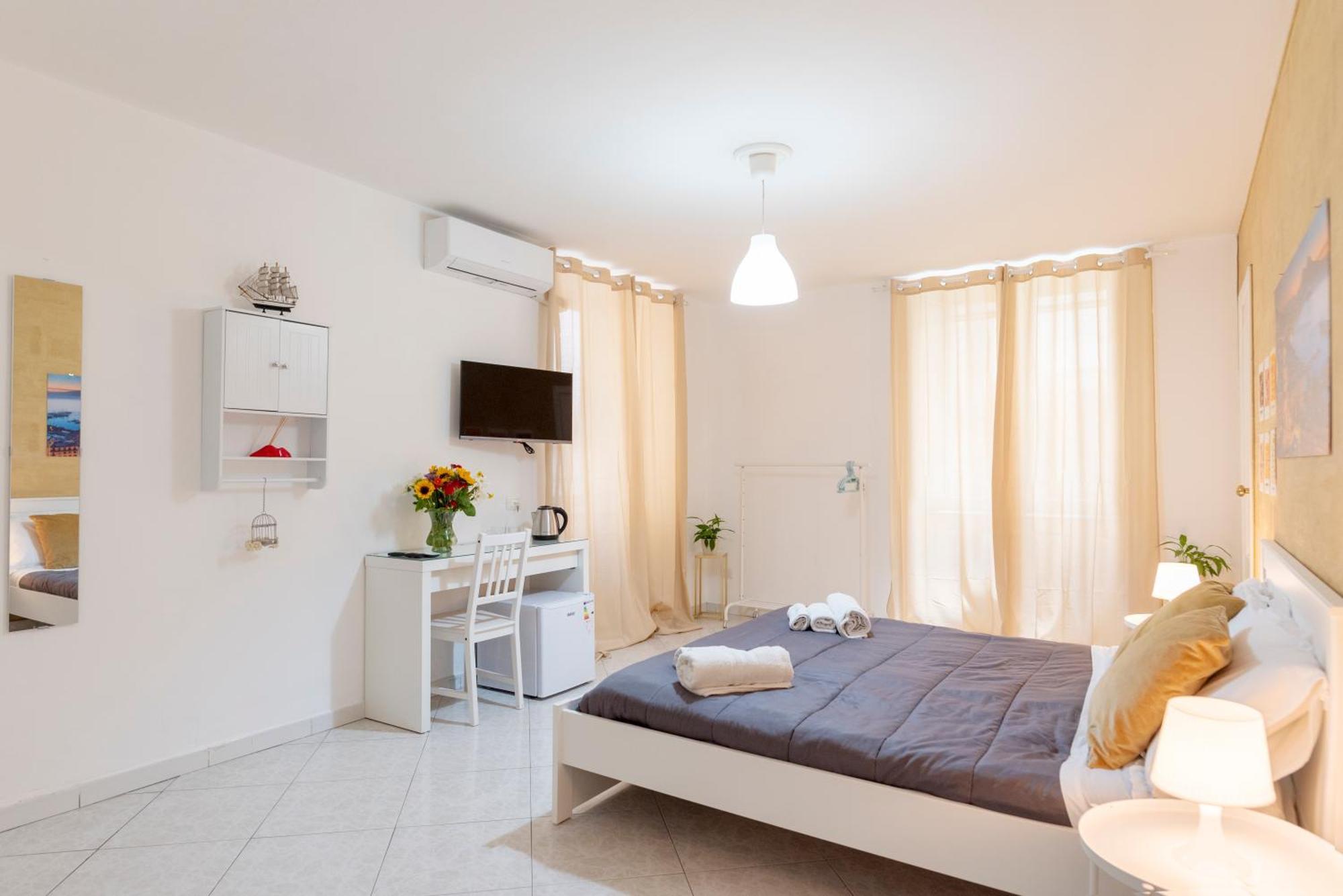 Napoli Centro, Dm Suites エクステリア 写真