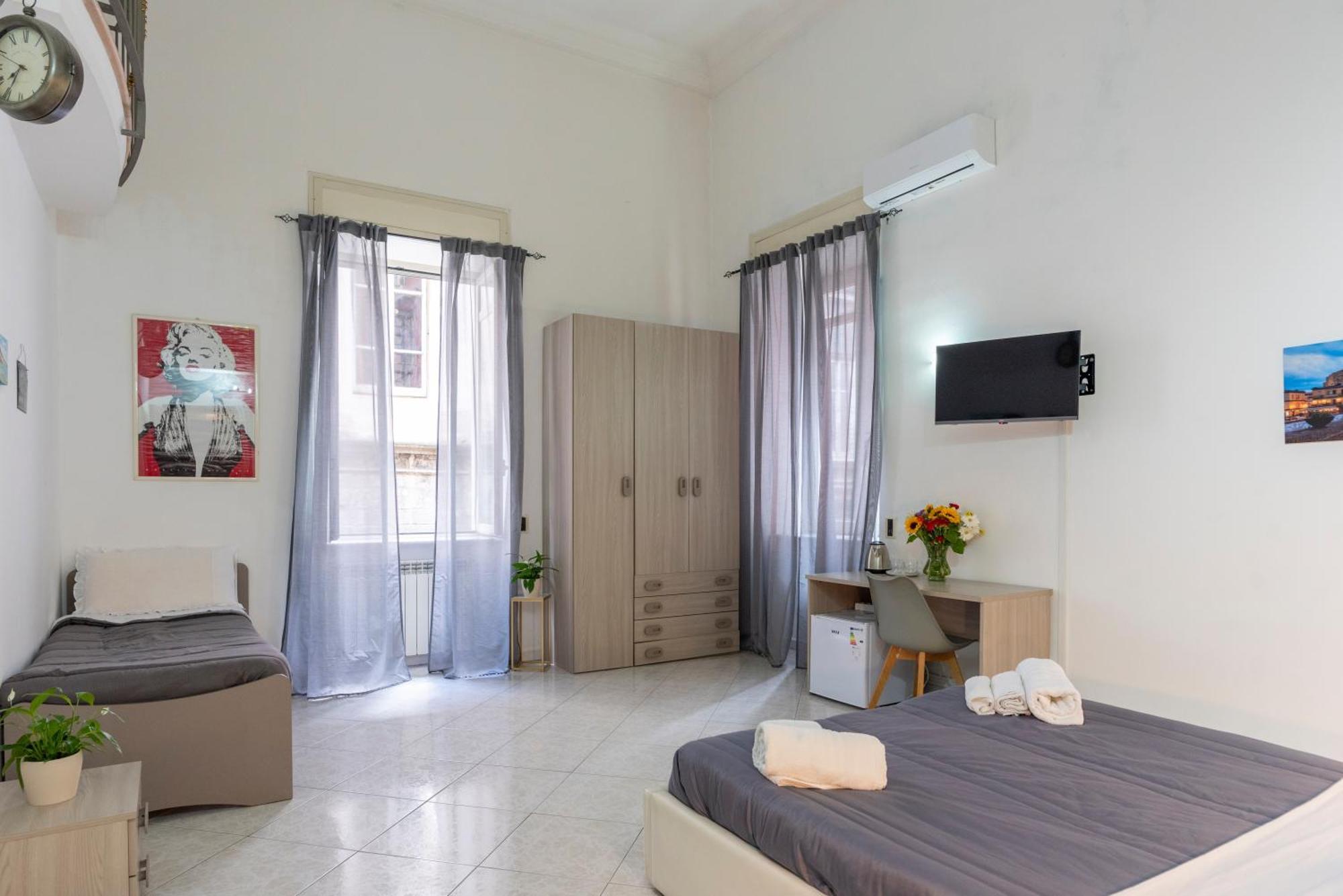 Napoli Centro, Dm Suites エクステリア 写真