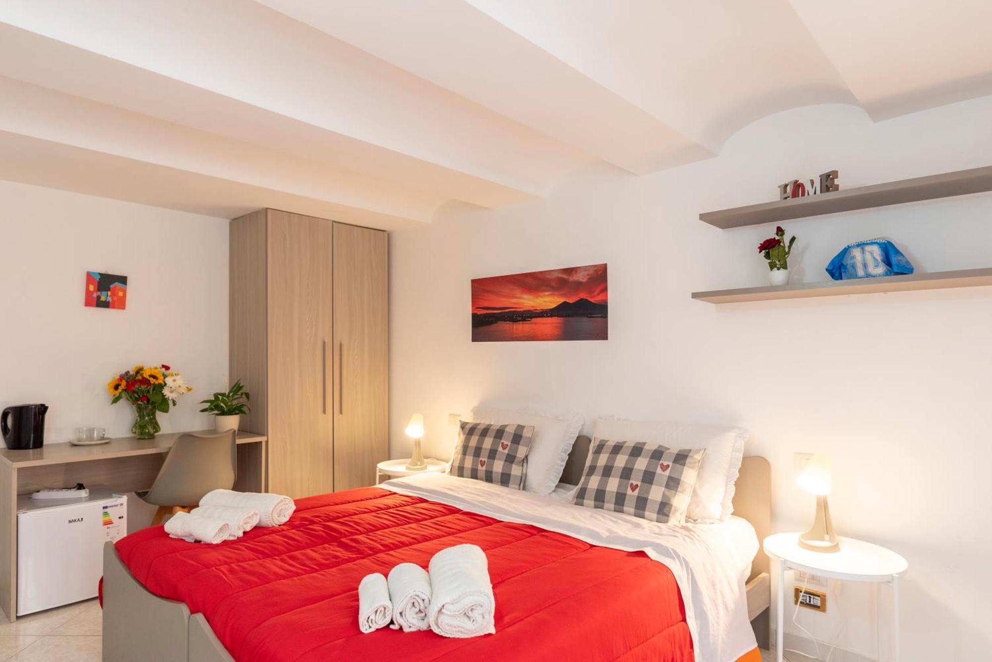 Napoli Centro, Dm Suites エクステリア 写真